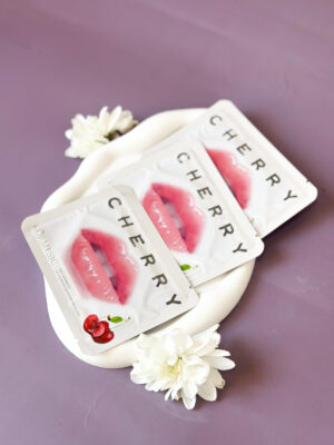 ماسك الشفتين خلاصة الكرز